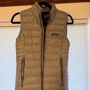 Patagonia Women's gray Quilted Vest